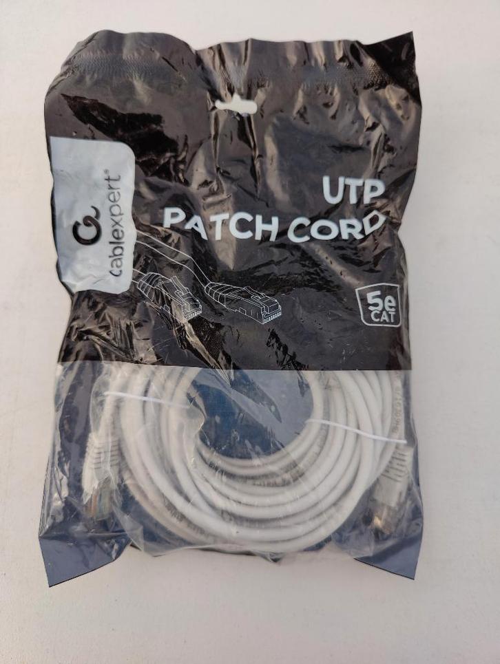 Netwerkkabel Cat5e 10 en 15m, Informatique & Logiciels, Pc & Câble réseau, Neuf, Enlèvement