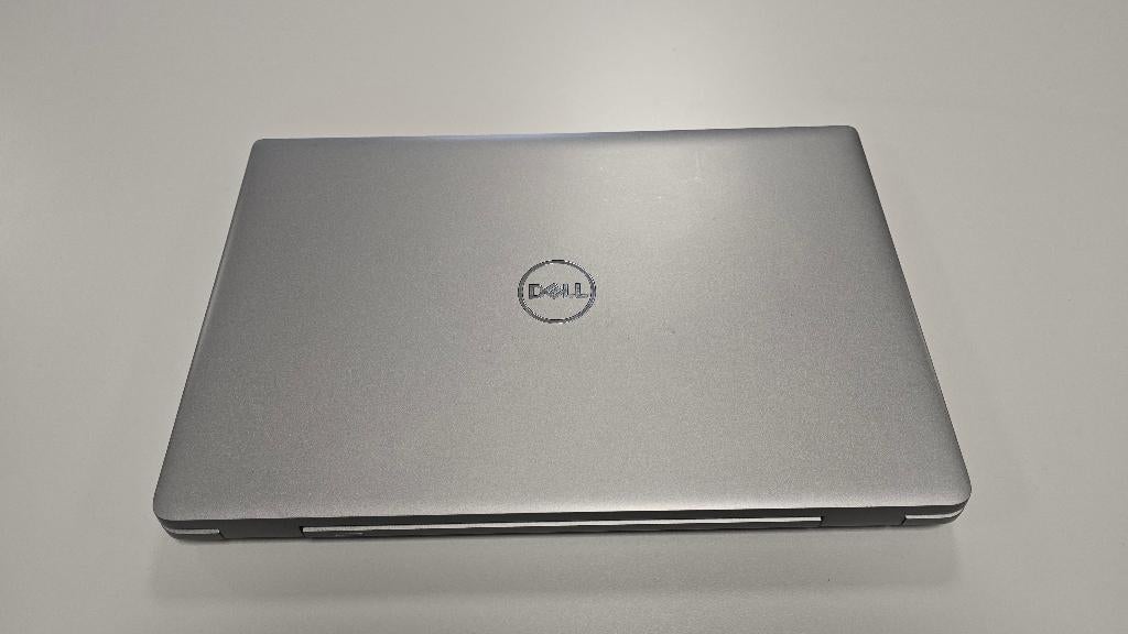 Dell Latitude 5540 met docking, Computers en Software, Windows Laptops, Zo goed als nieuw, 15 inch, SSD, 4 Ghz of meer, 16 GB