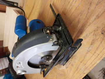 Cirkelzaagmachine van PowerPlus. beschikbaar voor biedingen