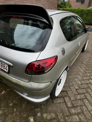 Peugeot 206 ducktaile spoiler beschikbaar voor biedingen