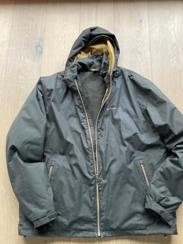 Quechua Arpenaz 100 rain warm jas maat 2XL disponible aux enchères