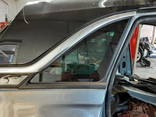 ZIJRUIT RECHTS ACHTER Opel Crossland / Crossland X, Auto-onderdelen, Ruiten en Toebehoren, Opel, Gebruikt