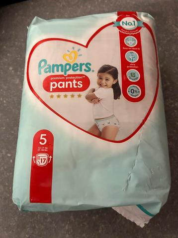 Pamper pants maat 5 beschikbaar voor biedingen