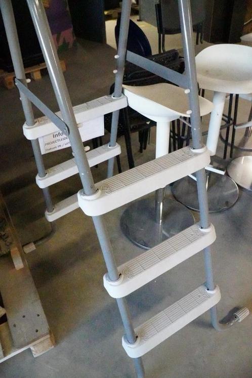 Zwembadladder, Tuin en Terras, Zwembad-toebehoren, Gebruikt, Ladder, Ophalen