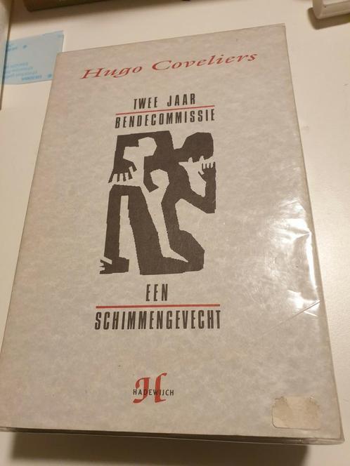 Hugo Coveliers - Twee jaar bendecommissie  BENDE VAN NIJVEL, Boeken, Politiek en Maatschappij, Zo goed als nieuw, Ophalen of Verzenden