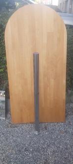 Houten wandtafel met verstelbare gechromeerde tafelpoot, Huis en Inrichting, Ophalen, Gebruikt, Tafelblad