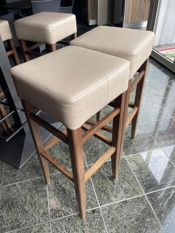 Barstoelen - 45 eur/stuk beschikbaar voor biedingen
