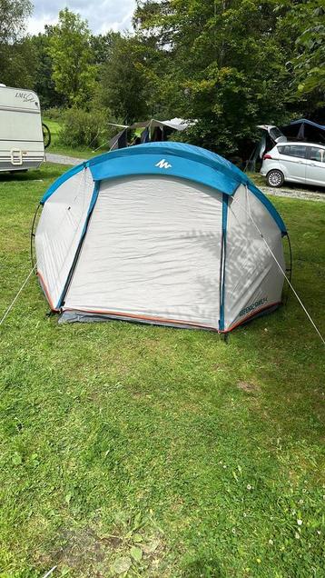 4 persoons quechua tent 