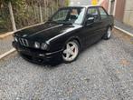 BMW 320 I E30, Auto's, BMW, 4 zetels, Achterwielaandrijving, Zwart, Leder en Stof