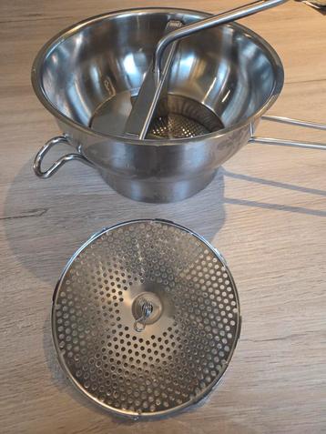 Passe vit beschikbaar voor biedingen