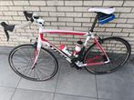 Racefiets Trek Domane 2.3 maat 58, Fietsen en Brommers, Fietsen | Racefietsen, Ophalen