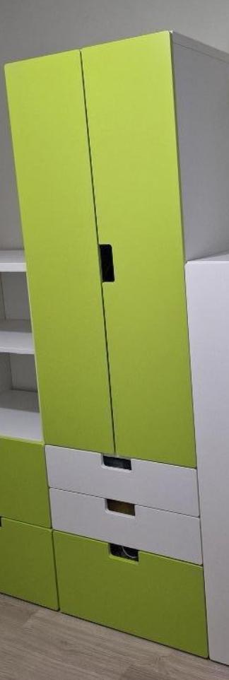 Armoire Ikea Stuva - 3 tiroirs et tringle - vert citron, Maison & Meubles, Accessoires pour la Maison | Étagères murales & Rayons de bibliothèque