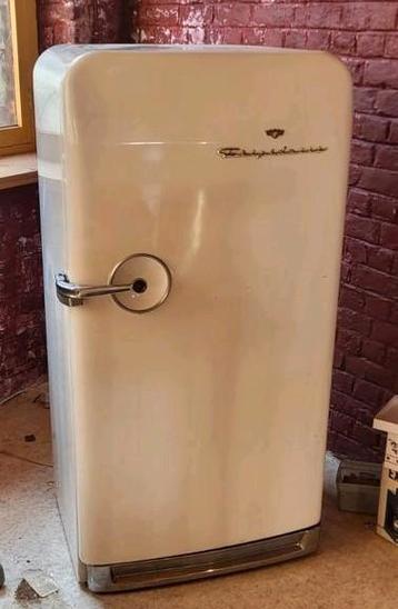 Vintage Amerikaanse Frigidaire Frigo Met Nieuwe Motor, Enlèvement