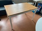 Table blanche avec surface en bois clair 118*74*73, Utilisé, Enlèvement ou Envoi