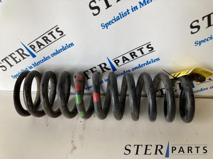 Ressort de suspension avant d'un Mercedes SL, Autos : Pièces & Accessoires, Suspension & Châssis, Mercedes-Benz, Utilisé, 3 mois de garantie