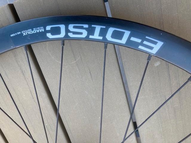 Voorwiel-Zadel-Pikkel-Fietslift-Montagestandaard-Bidonhouder, Vélos & Vélomoteurs, Vélos Pièces, Utilisé, Enlèvement