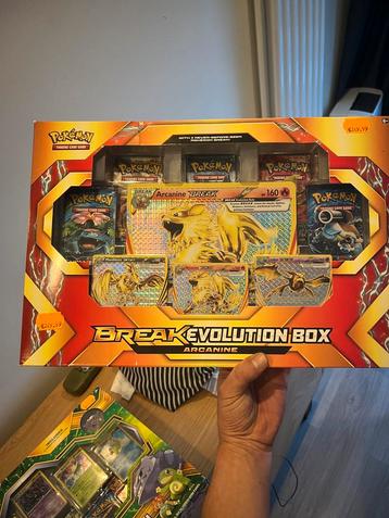  Pokémon Legacy Evolution Pin Collection - Arcanine Edition beschikbaar voor biedingen