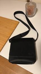 Nieuwe boekentas van Lacoste, Ophalen, Zo goed als nieuw