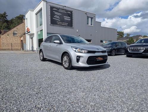 Kia Rio 1.4 Automaat | NAVI | CARPLAY | CAMERA | DAB, Auto's, Kia, Bedrijf, Te koop, Rio, ABS, Achteruitrijcamera, Airbags, Airconditioning