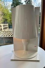 Kartell Take crème lamp (authentiek - design), Maison & Meubles, Lampes | Lampes de table, Comme neuf, Enlèvement ou Envoi