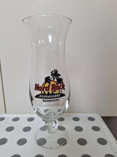 Hard Rock Cafe Bangkok Hurricane Glass, Verzamelen, Glas en Drinkglazen, Zo goed als nieuw, Overige typen, Ophalen
