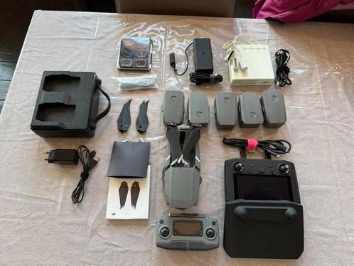 Dji mavic 2 pro - full set met smart controller, Hobby en Vrije tijd, Modelbouw | Radiografisch | Helikopters en Quadcopters, Zo goed als nieuw