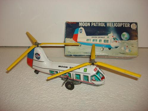 MOON Patrol Helicopter - jouet en tole mécanique + BOITE Jap, Antiquités & Art, Antiquités | Jouets, Enlèvement ou Envoi