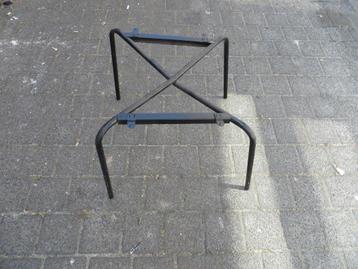 onderstel voor stoel  beschikbaar voor biedingen