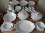 Vaisselle vintage Bavaria Vohenstrauss Johan Seltmann 67piec, Service complet, Enlèvement, Utilisé, Autres styles