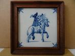 Vintage tegel Tichelaar Makkum met Ruiter man op paard 1950, Antiek en Kunst, Ophalen of Verzenden