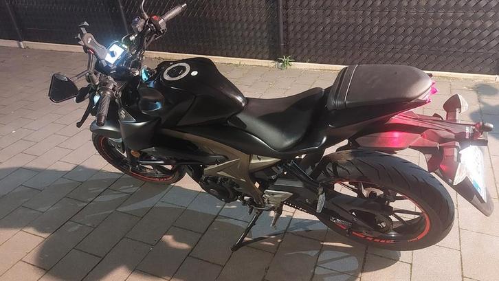 Suzuki GSX-S125 11KW, Motoren, Motoren | Suzuki, Particulier, Naked bike, 11 kW of minder, Minimaal motorrijbewijs A1, ABS, Sportuitlaat