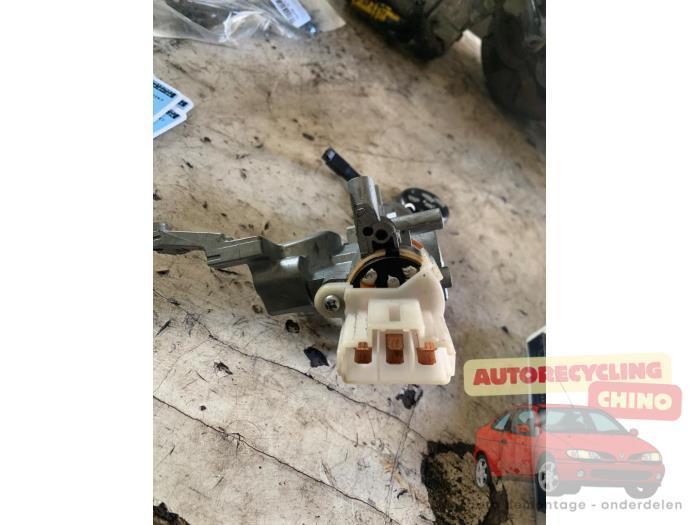 Kontaktslot + Sleutel van een Mazda Xedos 6, Auto-onderdelen, Overige Auto-onderdelen, Mazda, Gebruikt, 3 maanden garantie, Ophalen of Verzenden