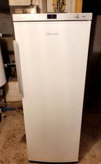 Congélateur bauknecht no frost livraison possible, Elektronische apparatuur, Vriezers en Diepvrieskisten, Vrieskast