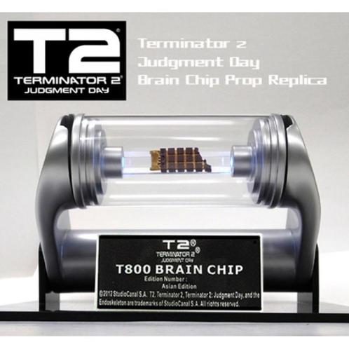 Terminator 2: T-800 Brain Chip, Verzamelen, Film en Tv, Gebruikt, Film, Beeldje, Replica of Model, Ophalen of Verzenden