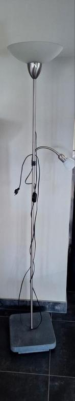 Staande lamp met blauwe steen, Ophalen
