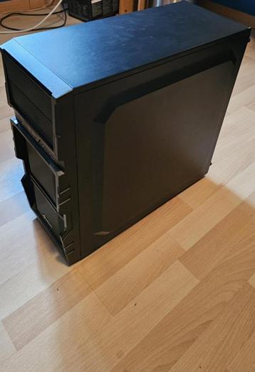 Intel Game PC PRO, 4 Ghz ou plus, Enlèvement, Utilisé, Gaming
