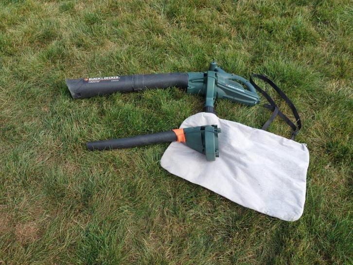 Bladblazer Black & Decker GW225, Tuin en Terras, Bladblazers, Zo goed als nieuw, Handgedragen, Elektrisch, Met opvangzak, Met zuigfunctie