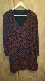 Robe rouge à imprimé zèbre - LolaLiza, Vêtements | Femmes, Taille 38/40 (M), Enlèvement ou Envoi, Comme neuf, Lolaliza