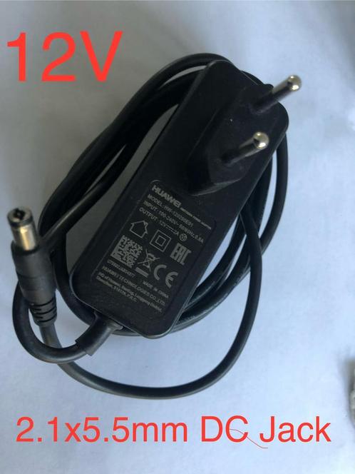 Universeel Adapter 12V, Audio, Tv en Foto, Opladers, Zo goed als nieuw, Ophalen