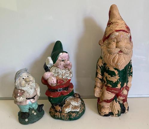 Set van 3 tuinkabouters die door de tijd verweerd zijn, Tuin en Terras, Tuinbeelden, Gebruikt, Tuinkabouter, Overige materialen