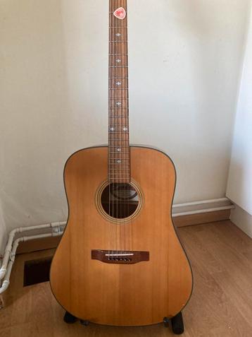 Gitaar Landola beschikbaar voor biedingen