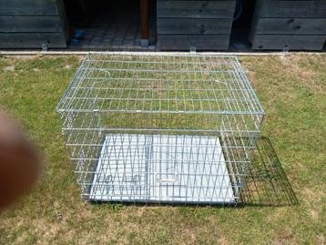 Hondenbenche als nieuw. 0479750413 beschikbaar voor biedingen