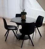 Eetkamer tafel met 4 stoelen, Ophalen, Zo goed als nieuw