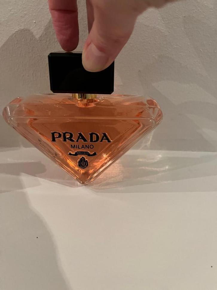 Prada eau de parfum paradoxe, Bijoux, Sacs & Beauté, Beauté | Parfums, Comme neuf, Enlèvement ou Envoi