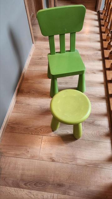 chaise + tabouret IKEA beschikbaar voor biedingen