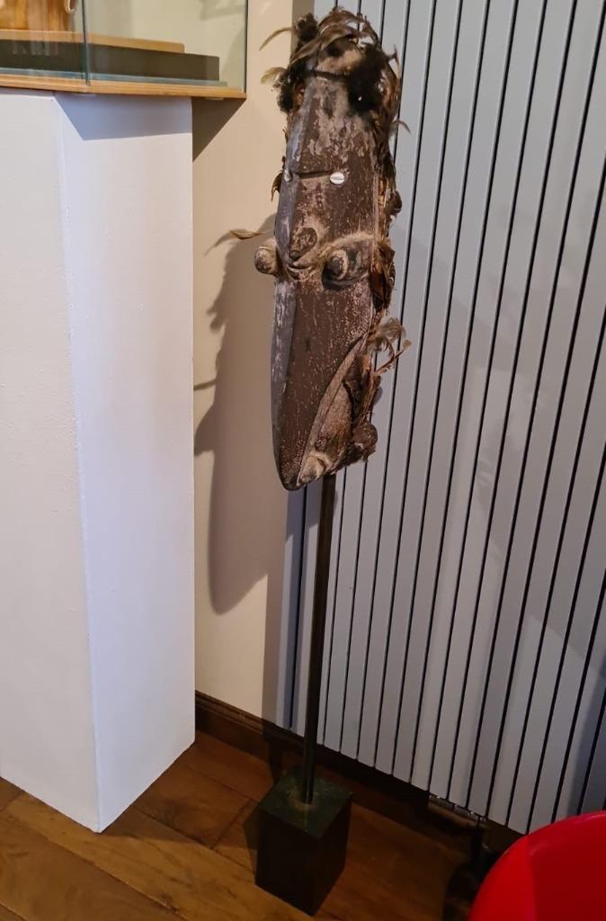 Houten beeld / masker op voet, Papoea-Nieuw-Guinea, Iatmul, Antiek en Kunst, Kunst | Beelden en Houtsnijwerken, Ophalen of Verzenden