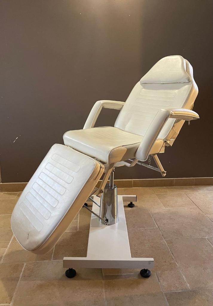 Behandelstoel wit (2stuks), Sport en Fitness, Massageproducten, Gebruikt, Massagetafel, Ophalen