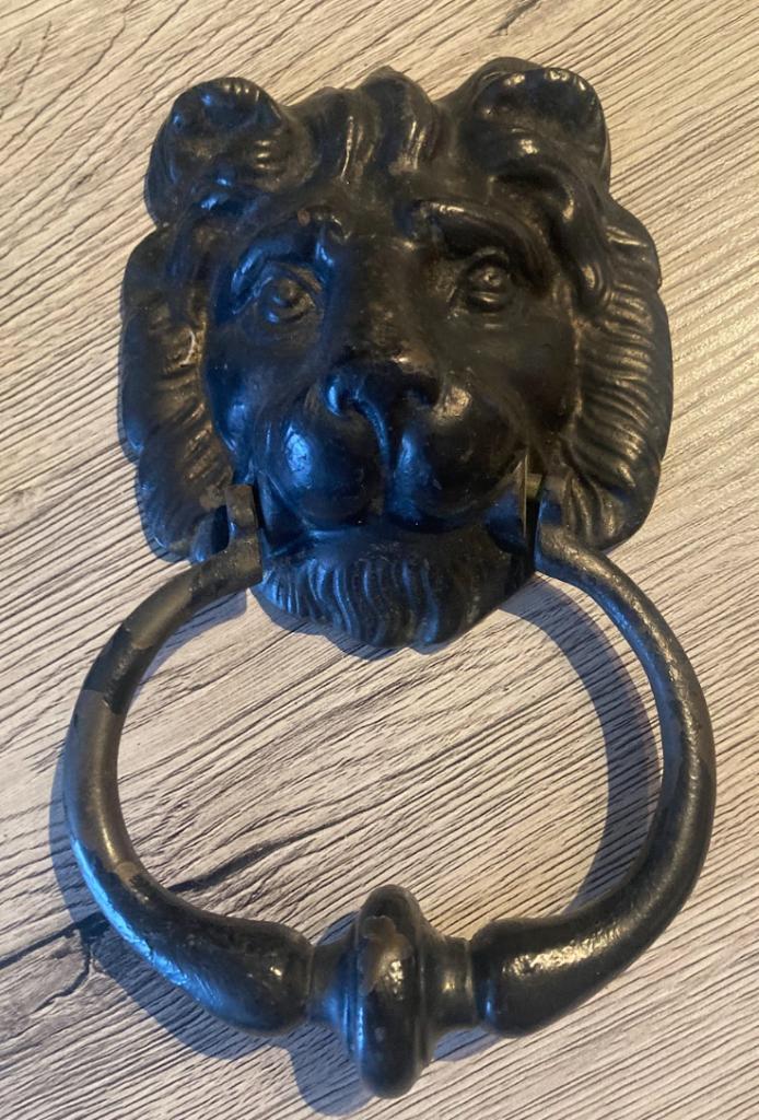 Antieke gietijzeren leeuwenkop deurklopper, Antiek en Kunst, Antiek | Brons en Koper, Brons, Ophalen of Verzenden