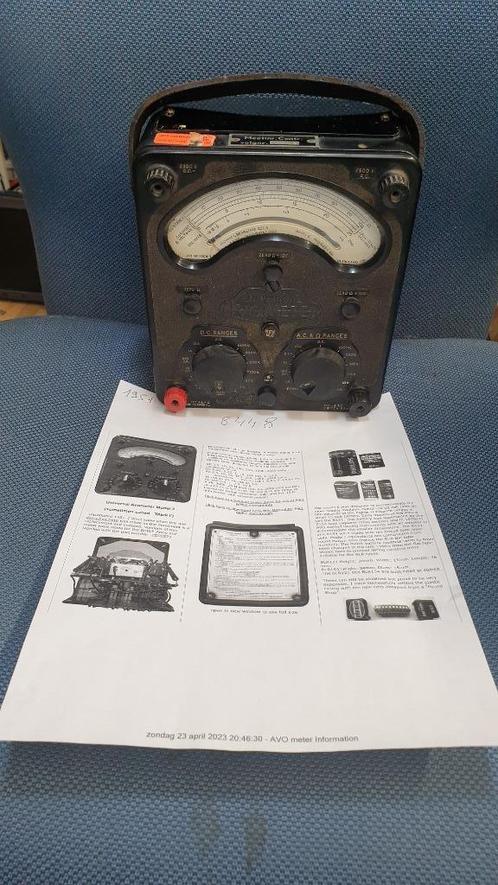 kn0272: vintage AVOmeter uit 1951 , multimeter. dus al 72 j, Hobby en Vrije tijd, Overige Hobby en Vrije tijd, Gebruikt, Ophalen of Verzenden