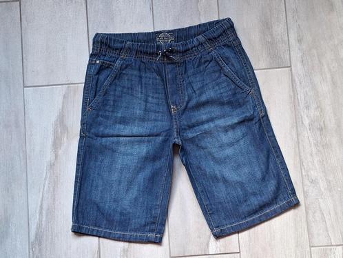 ★ M134 - Korte jeansbroek, Kinderen en Baby's, Kinderkleding | Maat 134, Gebruikt, Jongen, Broek, Ophalen of Verzenden